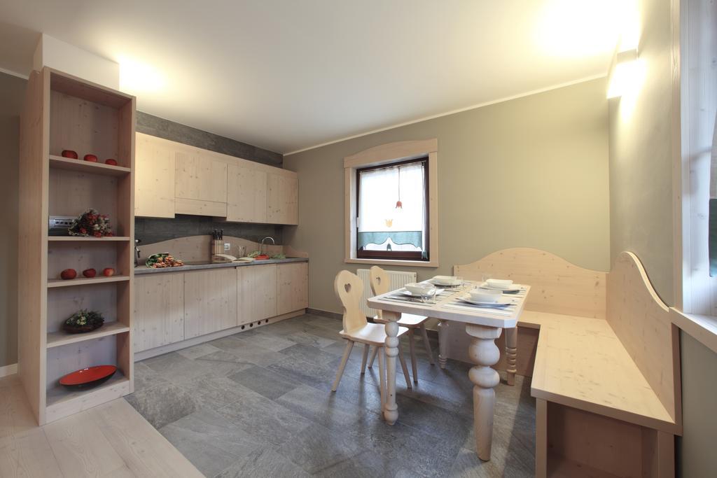 Zoncolan Apartments Sùtrio Cameră foto